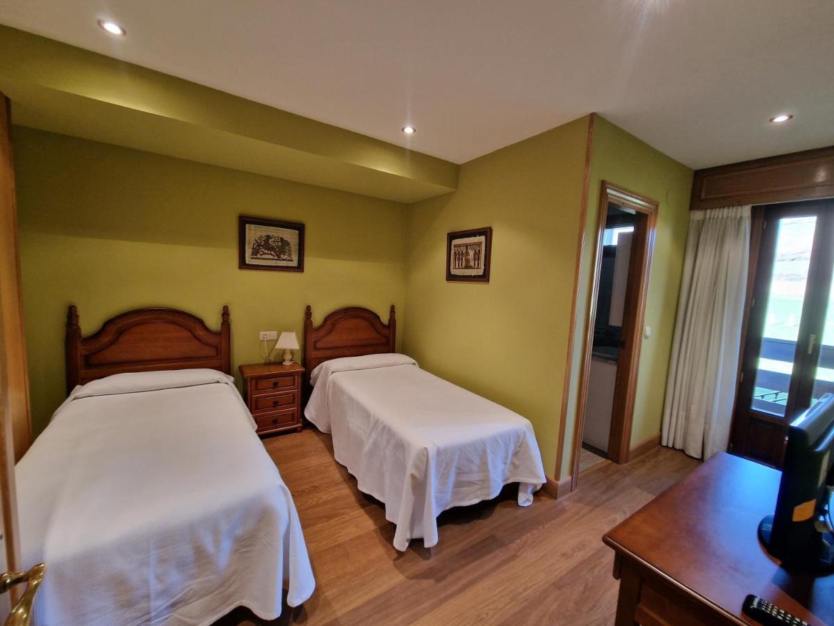 Hostal Lizuniaga Bera  Luaran gambar
