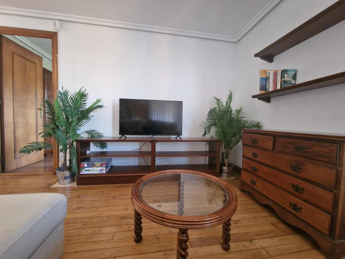 Hostal Lizuniaga Bera  Luaran gambar