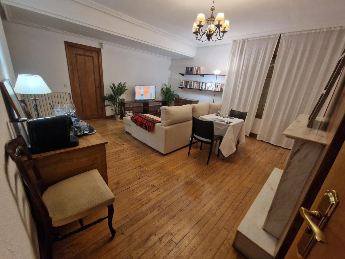 Hostal Lizuniaga Bera  Luaran gambar