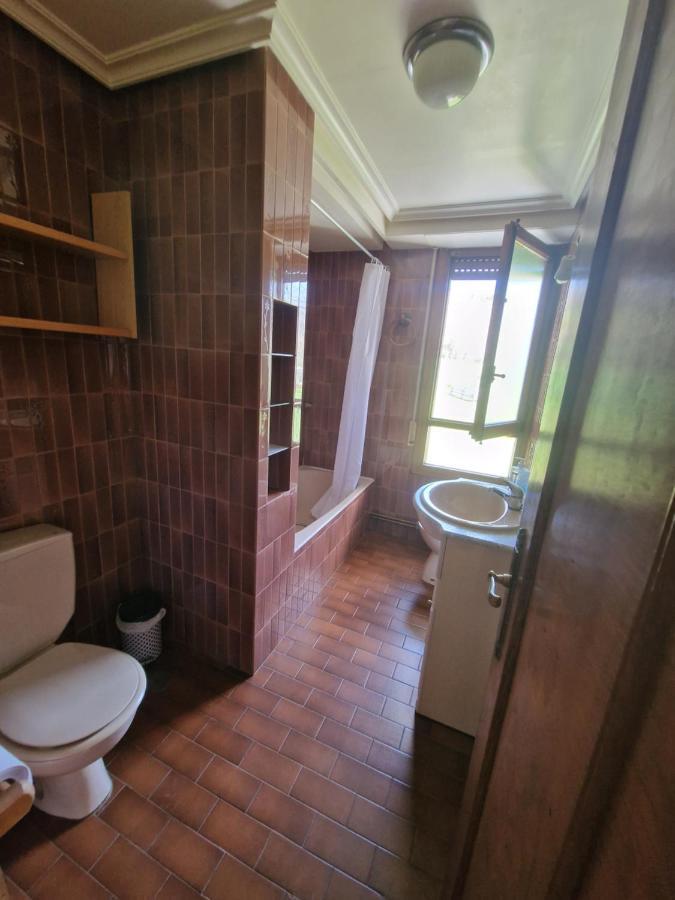 Hostal Lizuniaga Bera  Luaran gambar