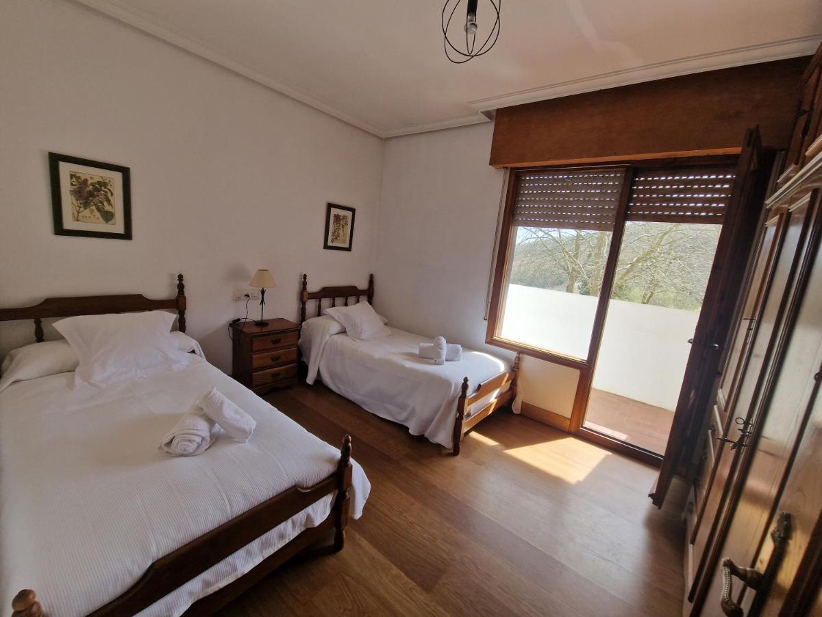 Hostal Lizuniaga Bera  Luaran gambar