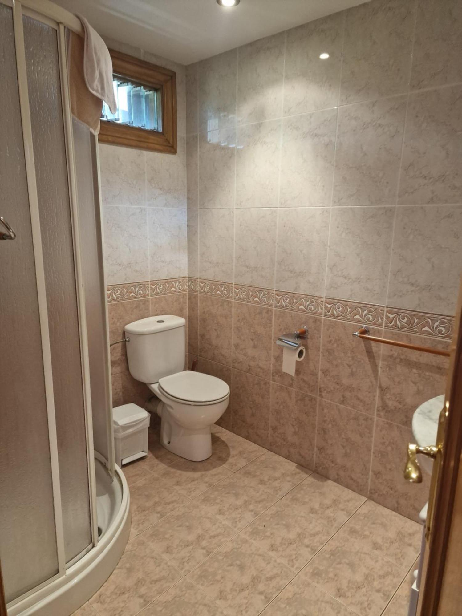 Hostal Lizuniaga Bera  Luaran gambar